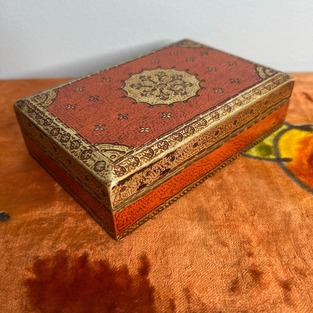 Vintage Gilt Wood Florentine Italian Cigarette Box Jewelry Trinket Dresser Italy